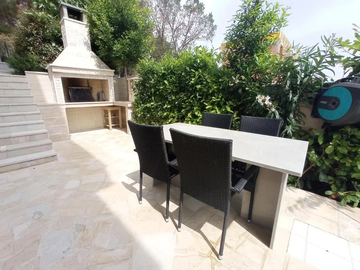 Istrian Azure Apartman Póla
